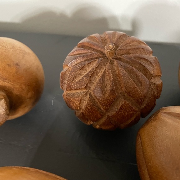 Vintage MCM Monkey Pod Wood Leaf Bowl and wooden fruit.Excellent retro - Picture 7 of 16